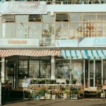 Changer la toile d’un store banne : mesures à prendre et prix moyen